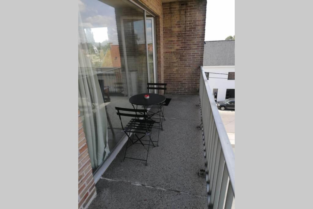 Modern And Private Studio With All Comfort! Leilighet Roeselare Eksteriør bilde